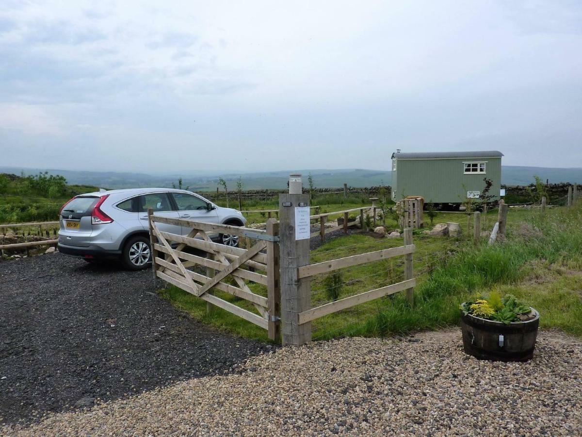The Buteland Stop Rosie Off Grid Shepherds Hut Bellingham Exterior photo